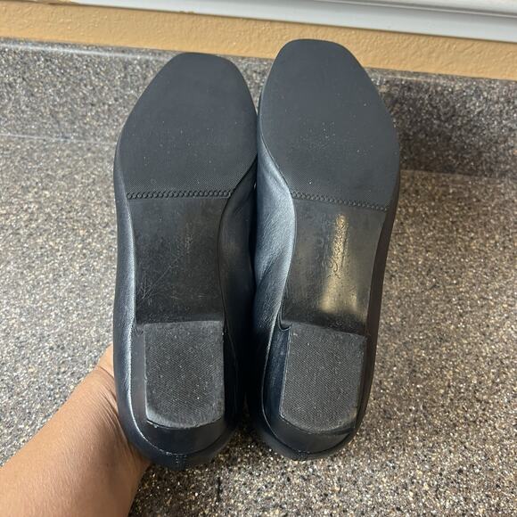 Trotters Womens Sz 11 M Comfort Casual Classic Black Leather Slip On Dress Heels - Picture 9 of 12